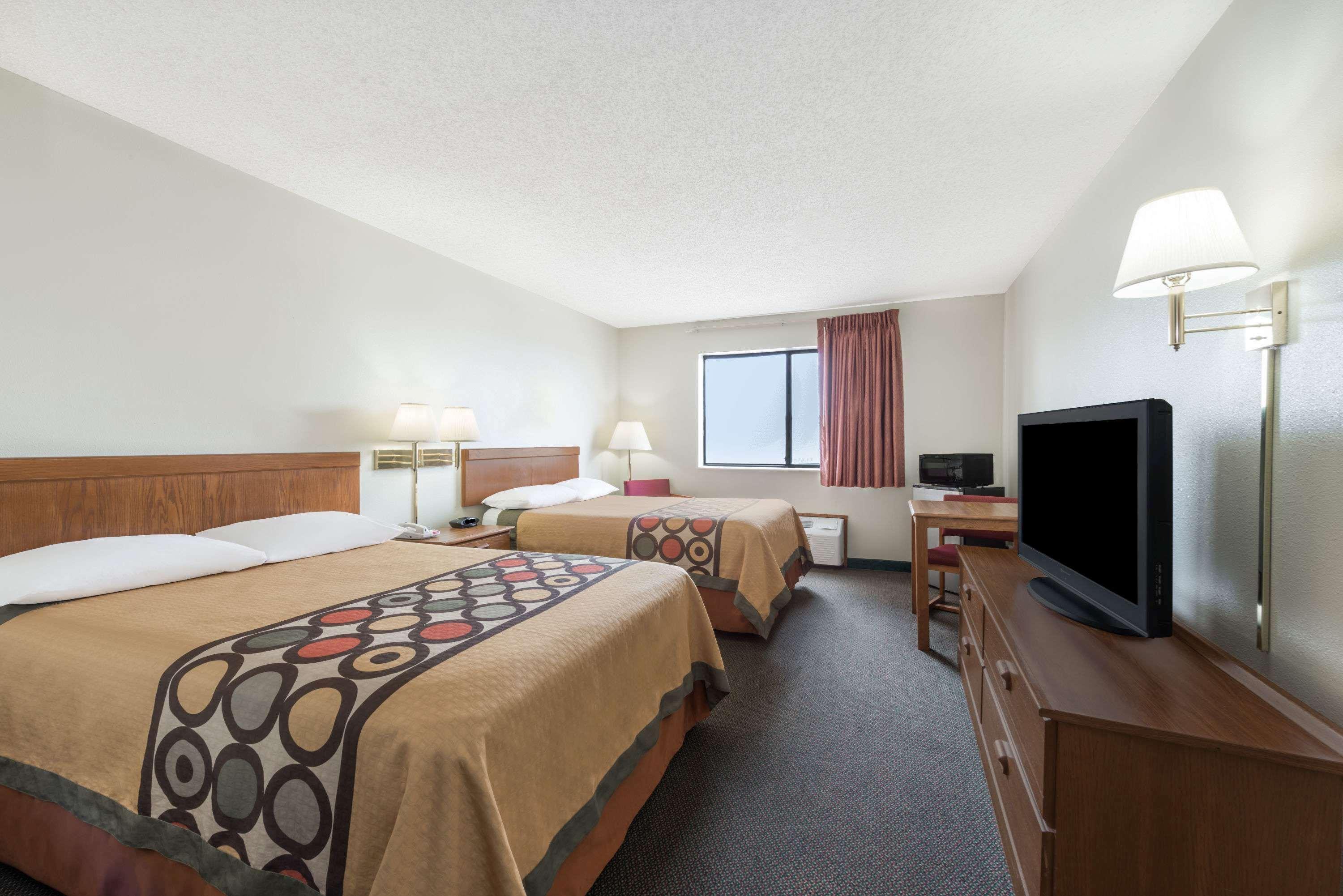 Super 8 By Wyndham Smithville Lake Buitenkant foto